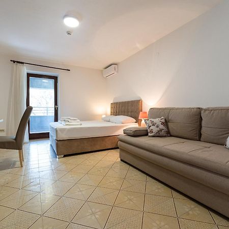 Studio Apartments Marea 2 Budva Rom bilde
